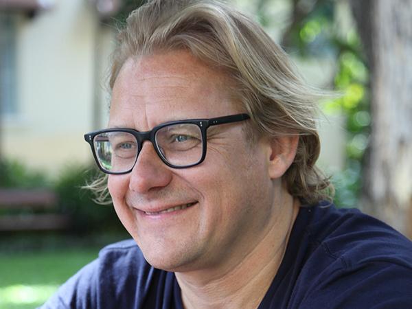 Kriv Stenders